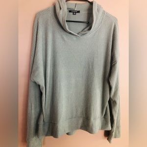 NWT ZOBHA Sage Green Hooded Sweater   Size XXL